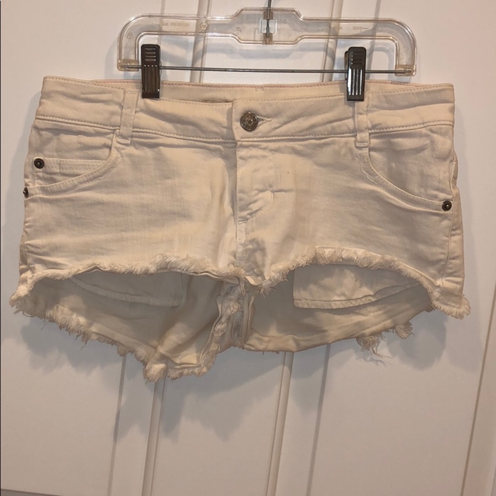 brandy melville white denim shorts